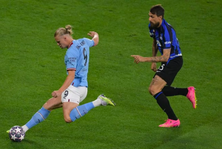  弗赖堡门将神扑，零封拜仁创队史纪录  